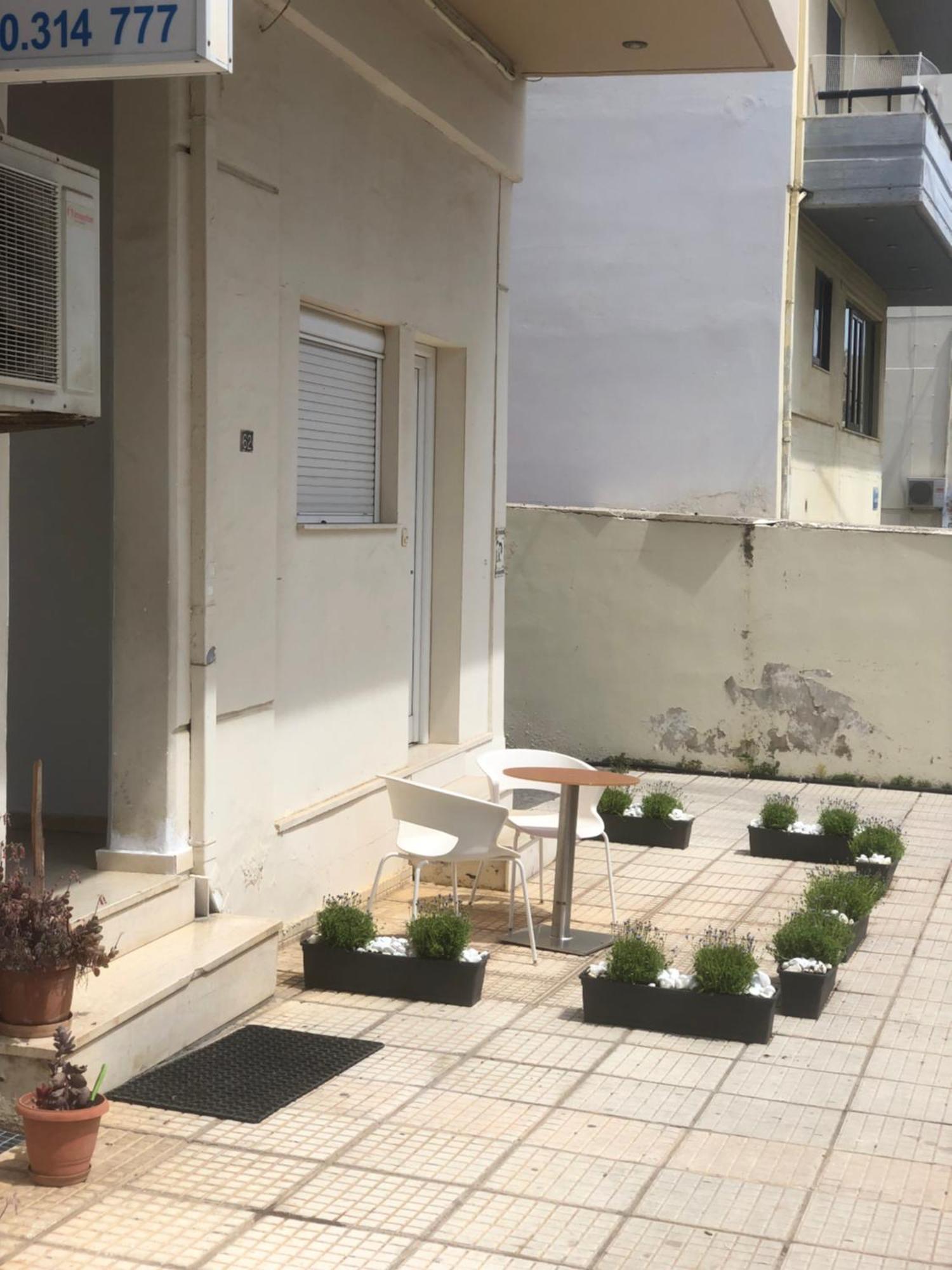 Chrysa- Kyra Apartments Heraklion Exteriör bild